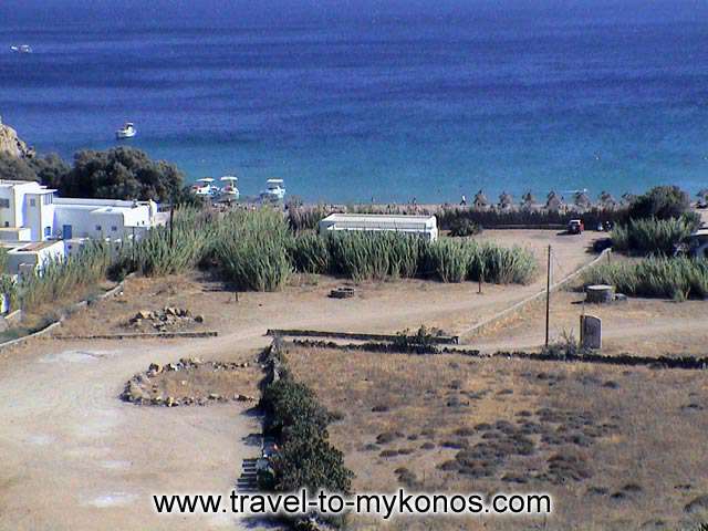 SUPER PARADISE BEACH - The crystal waters and the golden sand characterized Super Paradise Beach.