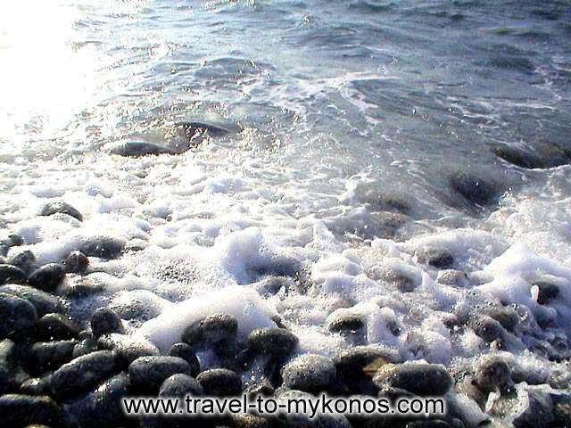 CHOULAKIA BEACH - The waves wash the pebbles...