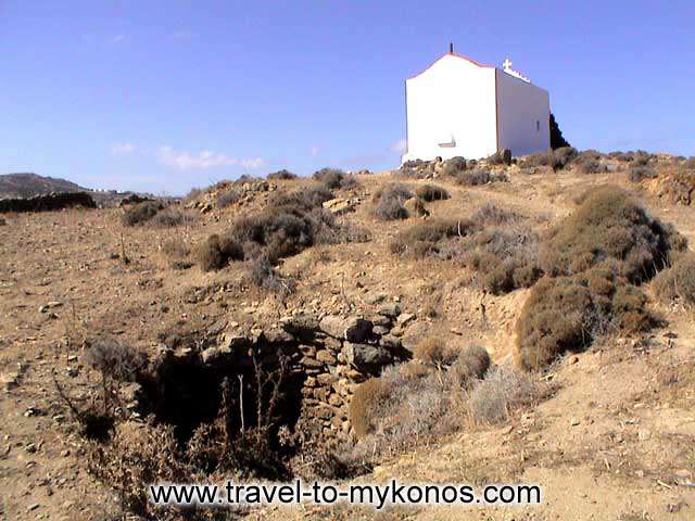 ANO MERA - Ano Mera village is found in distance of 8 km from the Chora.