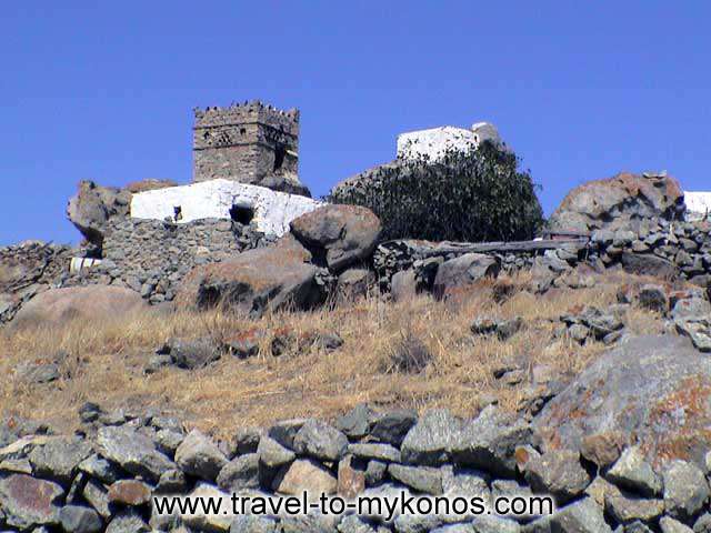 PIGEON NEST - The columbarium of Mykonos constitute characteristically samples of the local architecture.