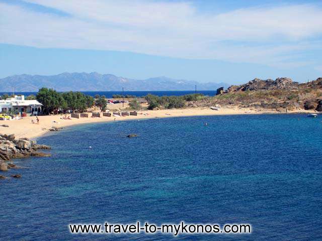 THE BEACH - The beach of Agia Anna between Platis Gialos and Paraga