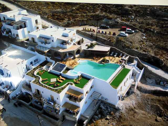 Unique sky view of Delatolas hotel CLICK TO ENLARGE