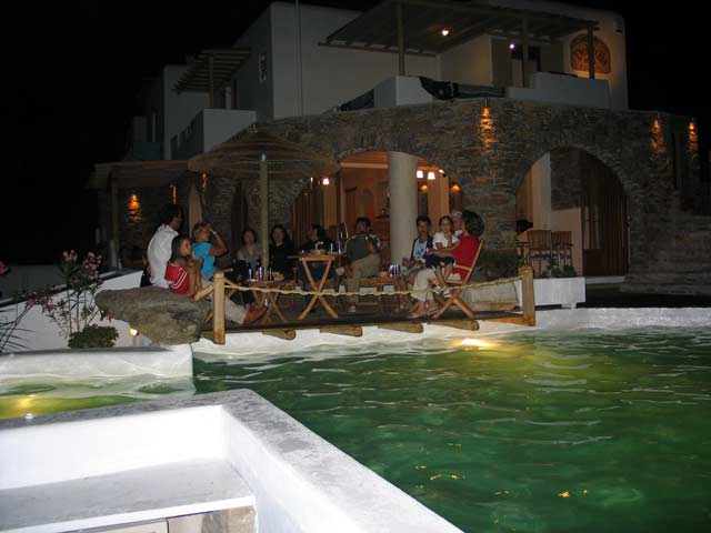 Relaxing evening with a drink at the pool bar CLICK TO ENLARGE