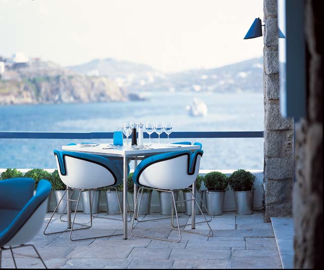 The first sense to awake appetite is sight and the best place to sense this is at Mykonos Theoxenia hotel. CLICK TO ENLARGE