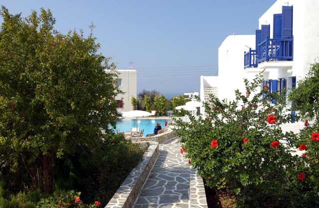 The entrance to Aeolos hotel CLICK TO ENLARGE