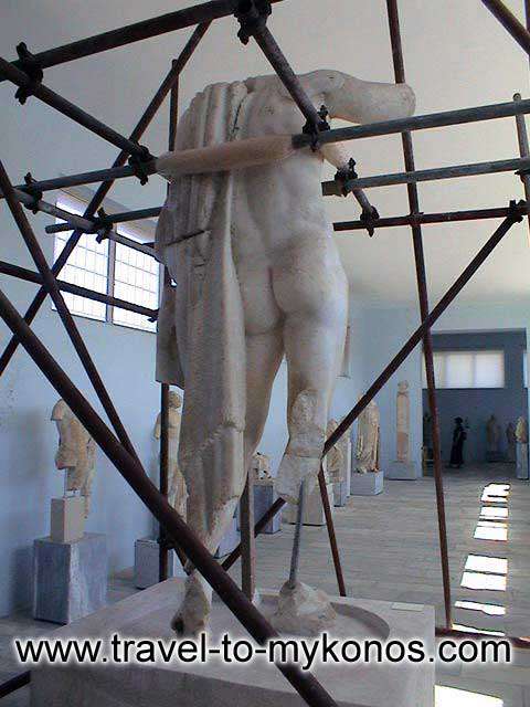 delos-museum9007